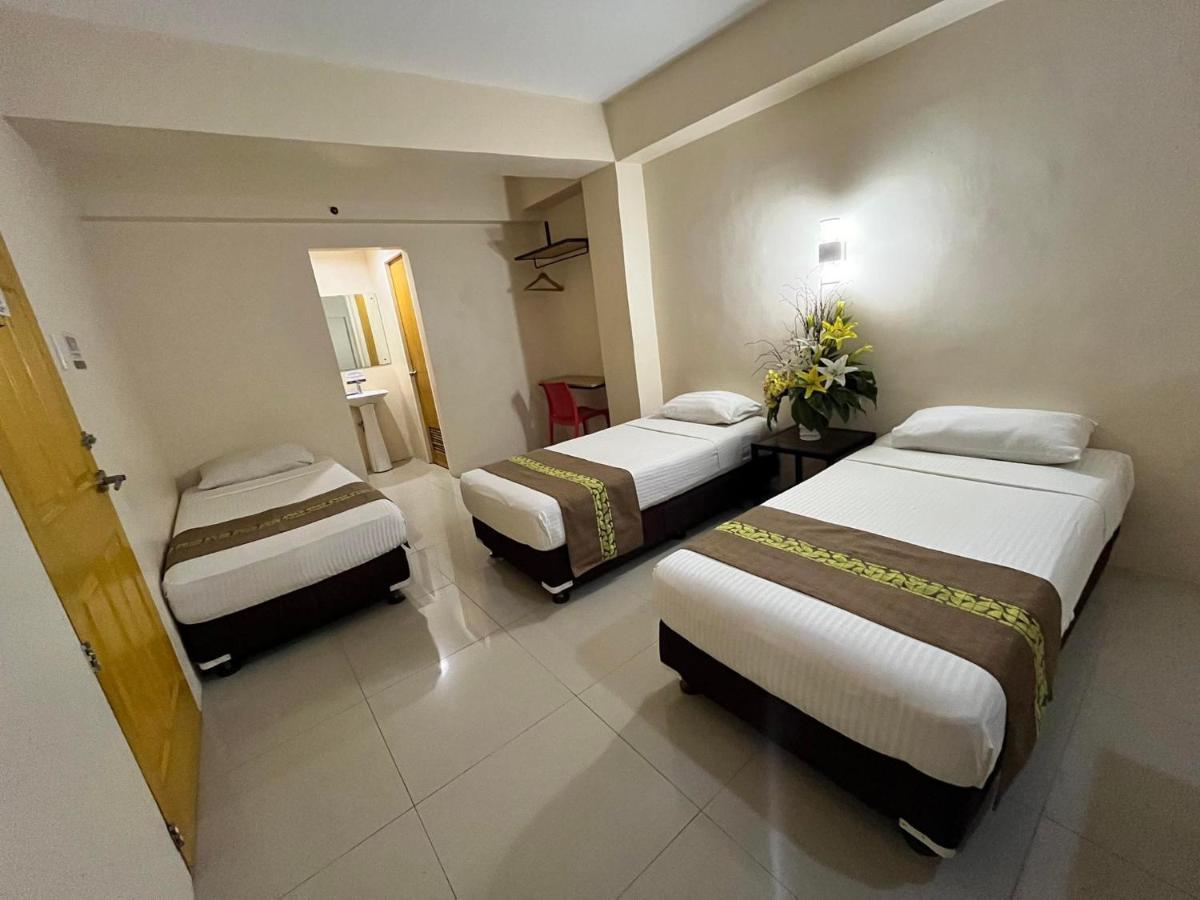 Eon Centennial Express Hotel Iloilo Zewnętrze zdjęcie